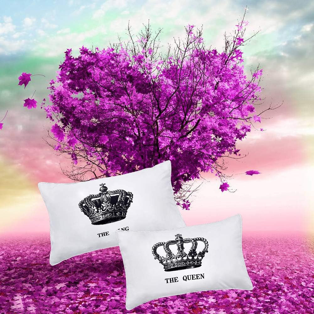 King and Queen Couples Pillow Cases,Funny His and Hers Couples Gifts,Annivesary Wedding Gifts for the Couple.Romantic Gifts for Couples on Christmas Valentines Day